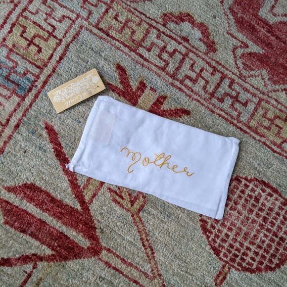 BRIDAL APRIL CORNELL MOTHER HANDKERCHIEF - Picture 1 of 3